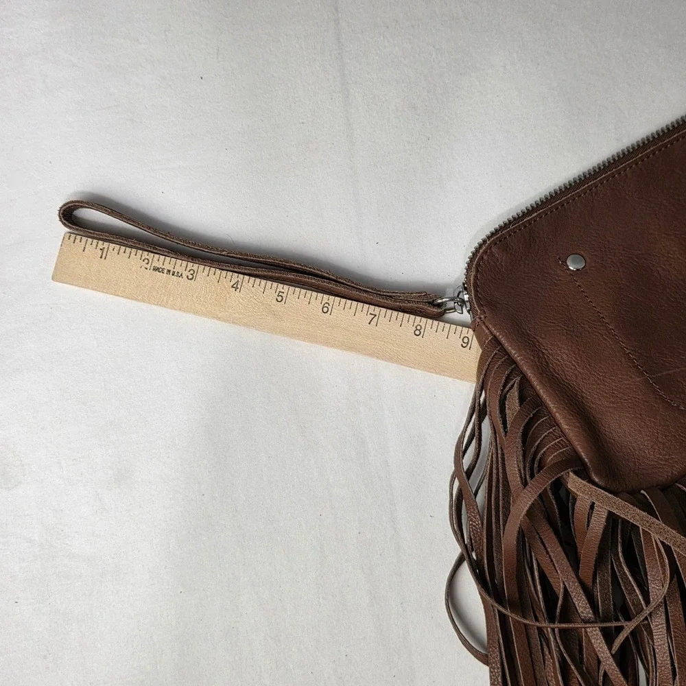Linea Pelle Fringe wrist purse - Picture 10 of 12